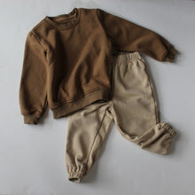 Load image into Gallery viewer, THE TRACKSUIT PANTS - CLAY

